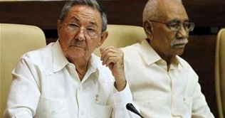 Communist Cuba will not change: Castro